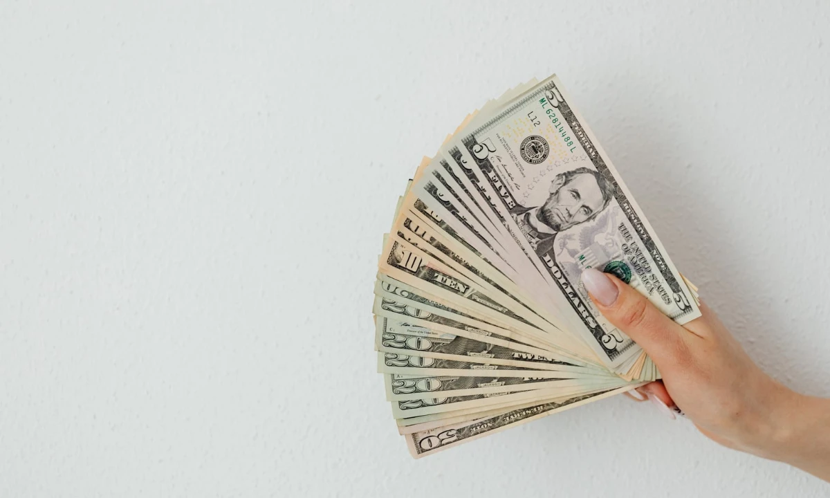 How Freelancers in Nigeria Can Earn in Dollars Through Remote Work